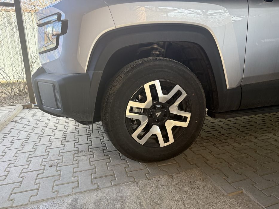 Продам  свежепригнаный Deepal G318