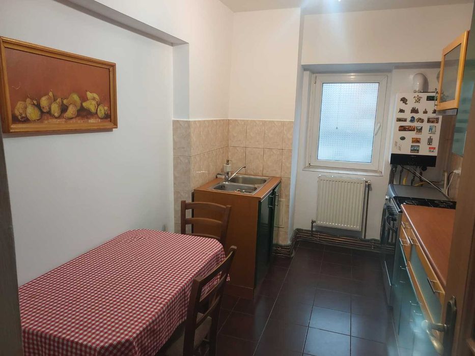 Închiriere apartament 3 camere Pacurari Alpha Bank