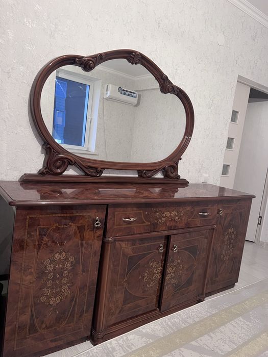 Стол, Шкаф для дома