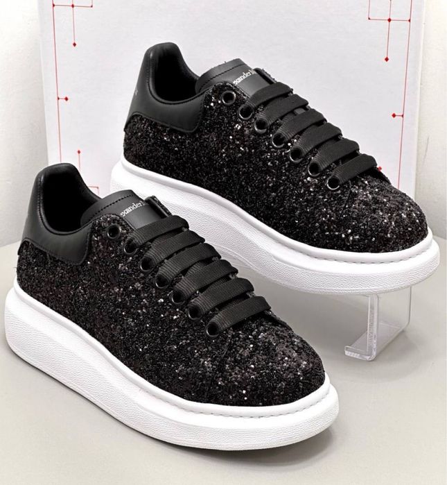 Tenisi negri alexander mcqueen cu sclipici 37