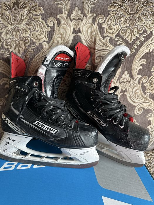 Коньки хоккейные Bauer