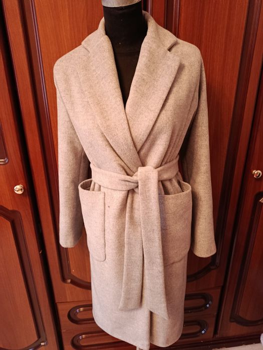 Пальто женское серое