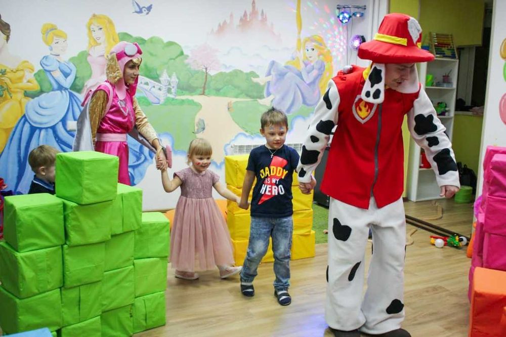 Animatori petreceri copii Bucuresti Sector 4 Vata de zahar si Popcorn