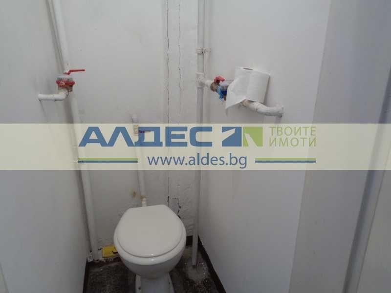 Продава се Тристаен апартамент в София, Яворов - 90 кв.м за 3323 €/кв.м - Снимка #23