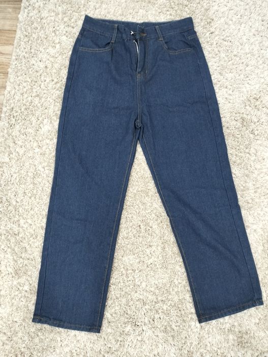 Продам джинсы, черные и синие