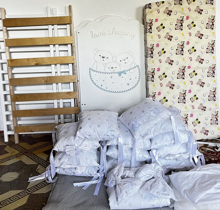 Детская кровать манеж