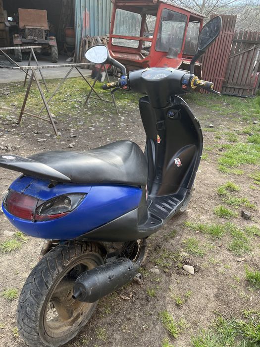 Vand scuter peugeot vivacity