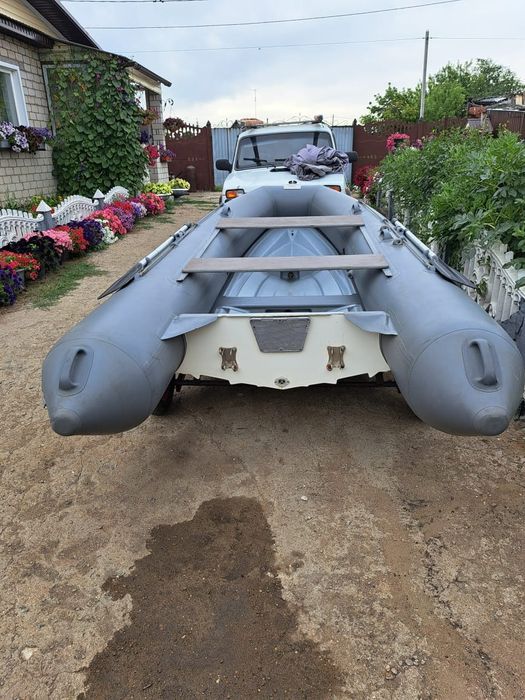Продам лодку РИБ WINBOAT 375.