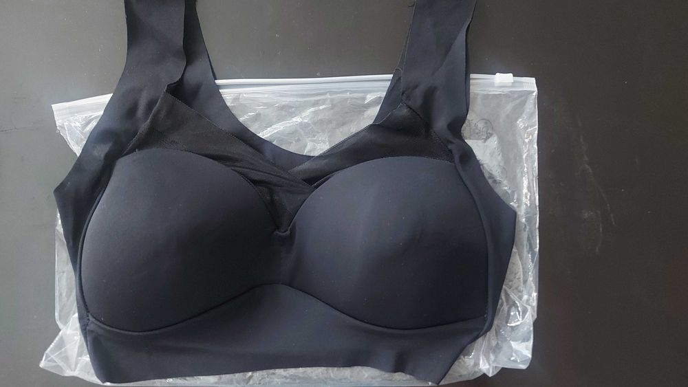 Нов дамски сутиен тип бюстие