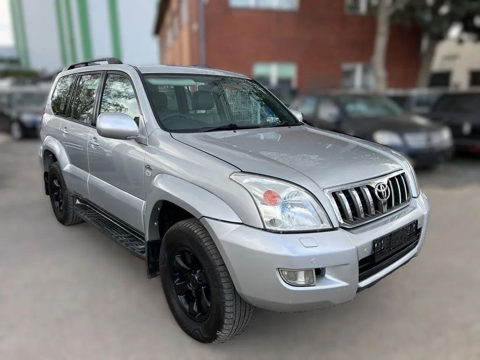 Dezmembrari / Dezmembrez TOYOTA LAND CRUSIER