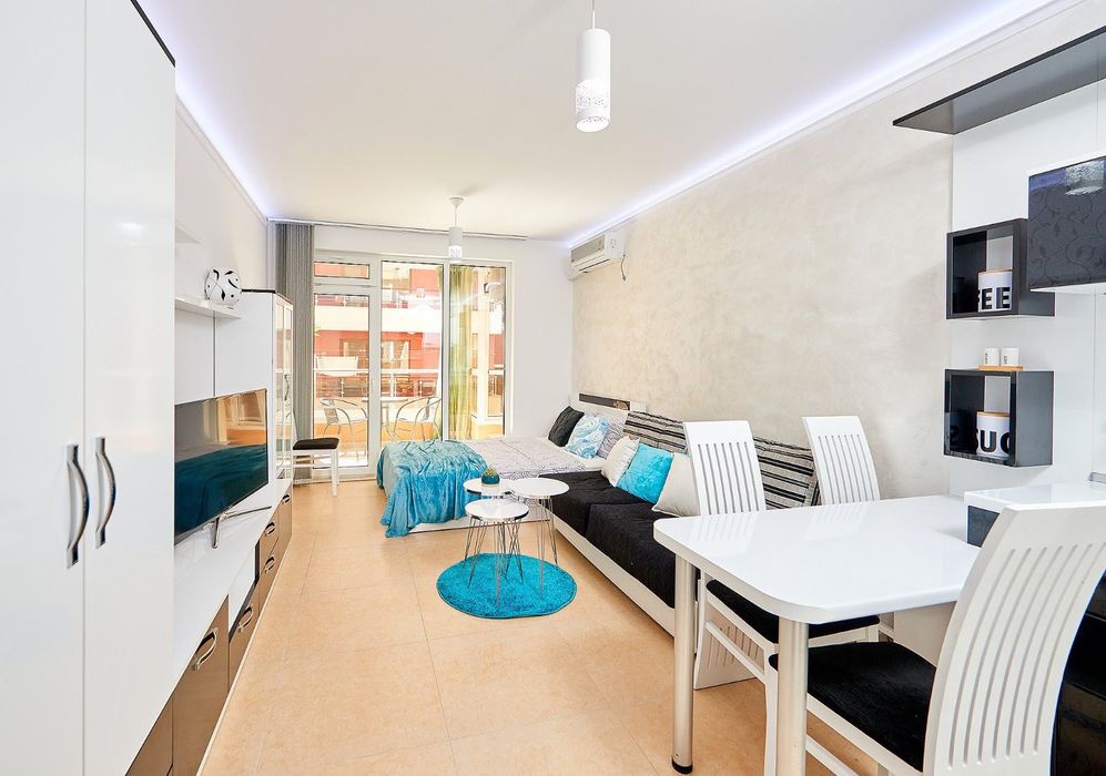 Апартамент до плажа в стария град на Поморие