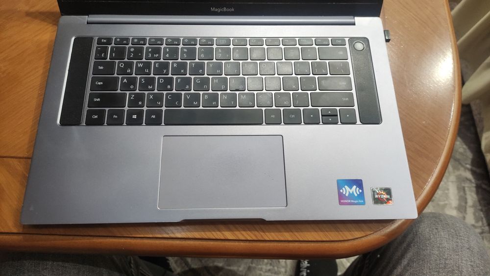 Ноутбук HONOR MagicBook 16", память 8/512 ГБ