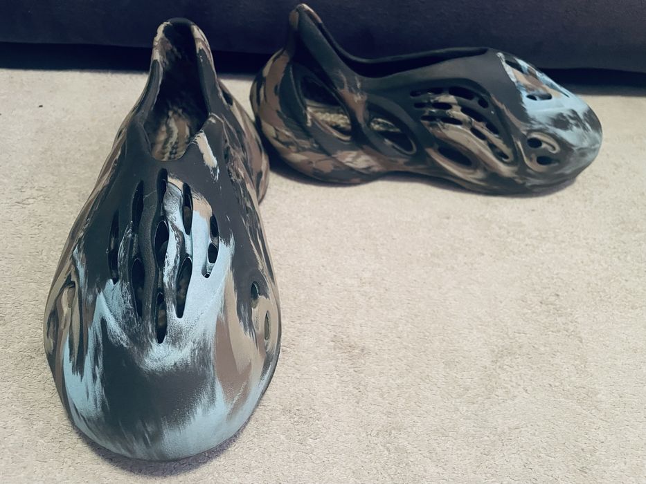 Adidas Yeezy Foam Runner