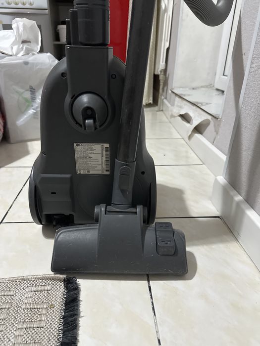 LG пылесос 2000W
