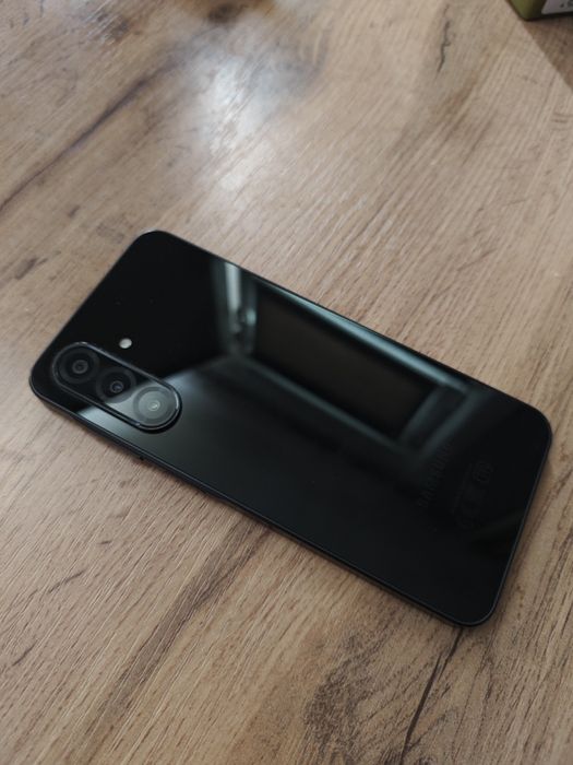 Продам Samsung a26 black 256gb