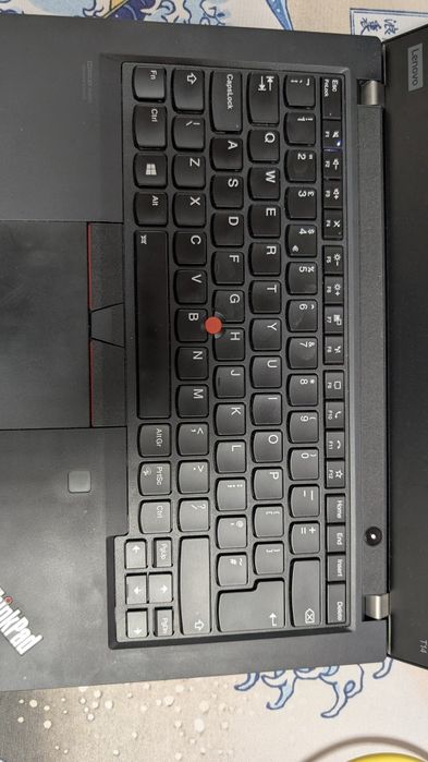 Продам Lenovo thinkpad t 14 gen 1