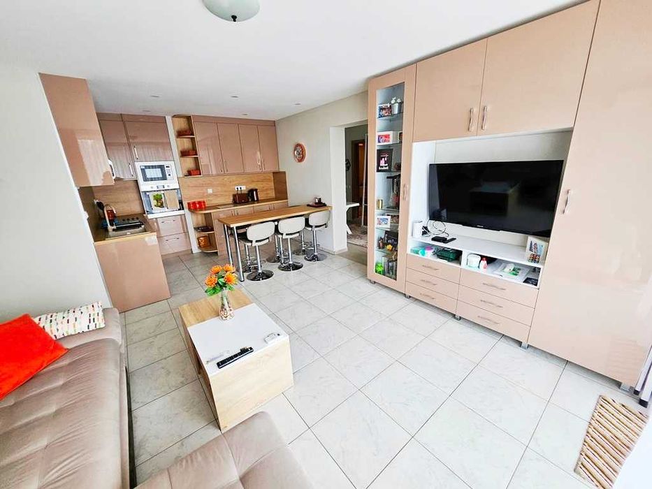 Продава се Четиристаен апартамент в к.к. Слънчев бряг - 133 кв.м за 1091 €/кв.м - Снимка #2