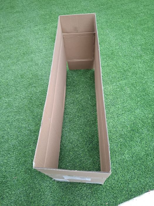 Каробка 1.22 ×32×32 размер 5000 сум 1 донаси  келишамиза 300 тача бор