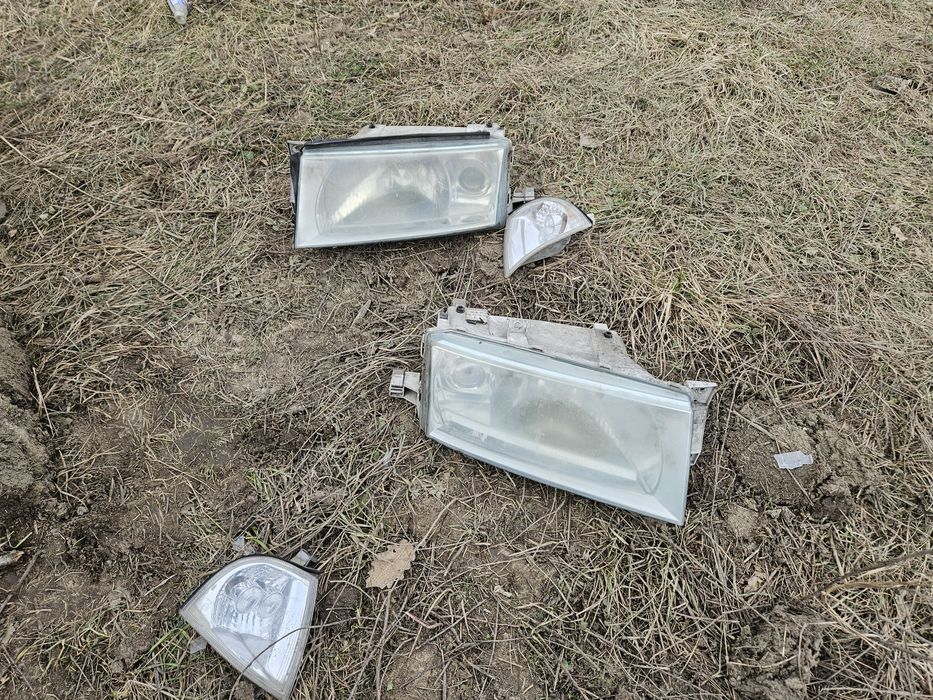 Faruri skoda Octavia 1 2004 an fabricație