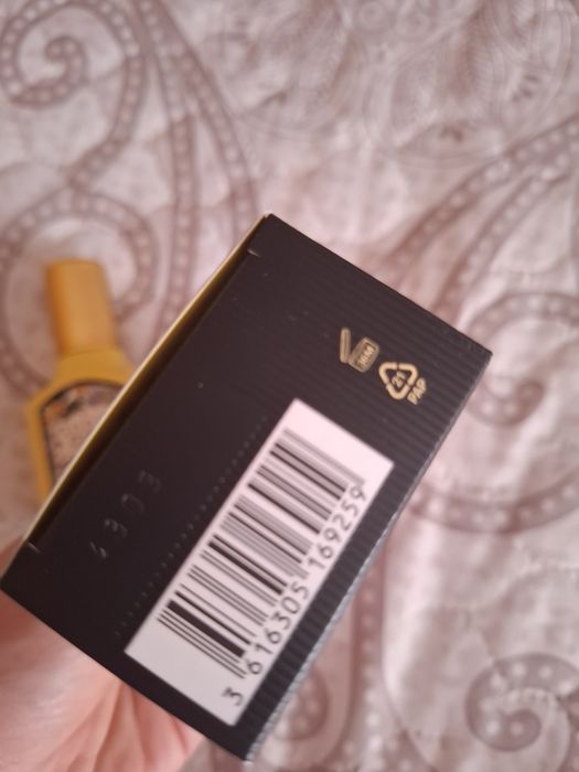 парфюм продам или обменяю  оригинал