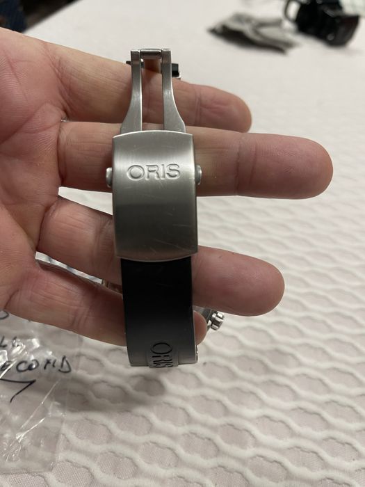 Diver 1000 m.    Oris tt1. Small second