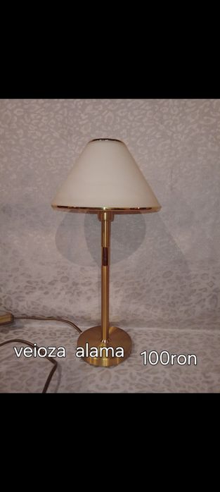 Veioze din portelan