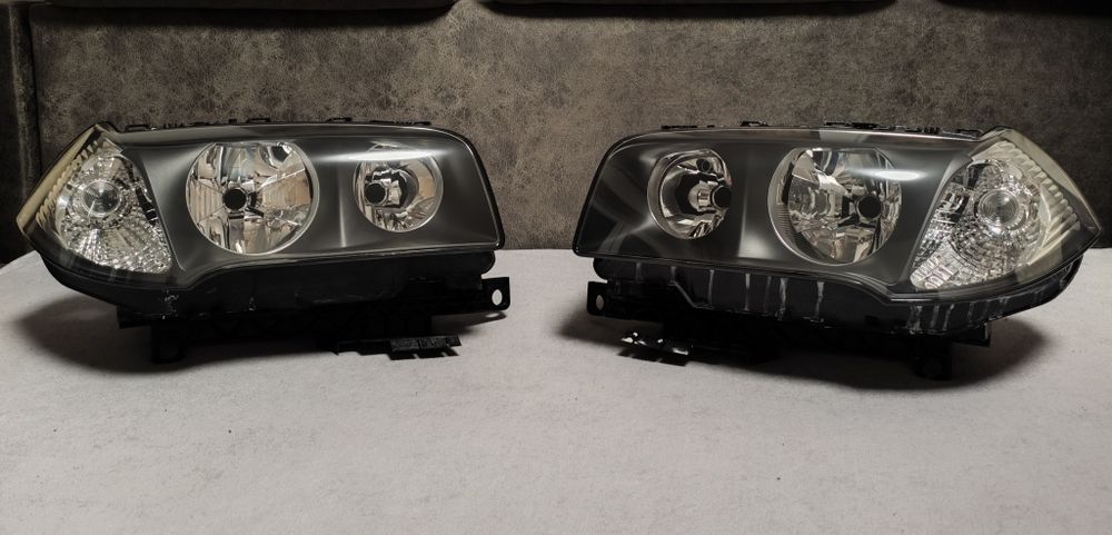 Фарове за BMW X3 E83