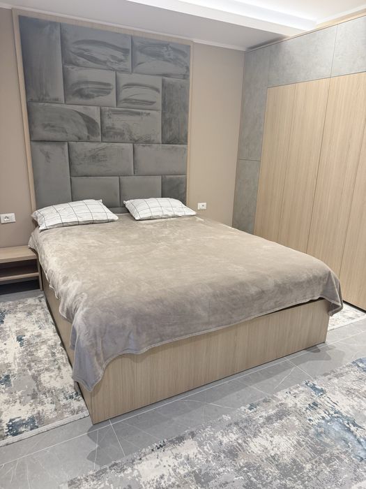 Propietar Inchiriez apartament 3 camere