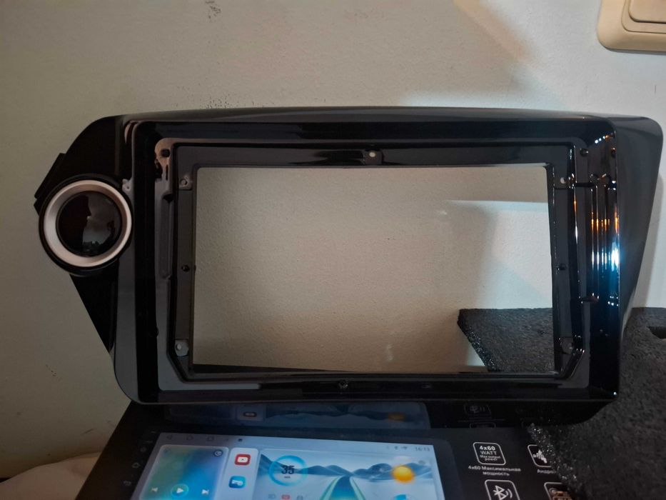 Рамка с магнитолой для KIA RIO