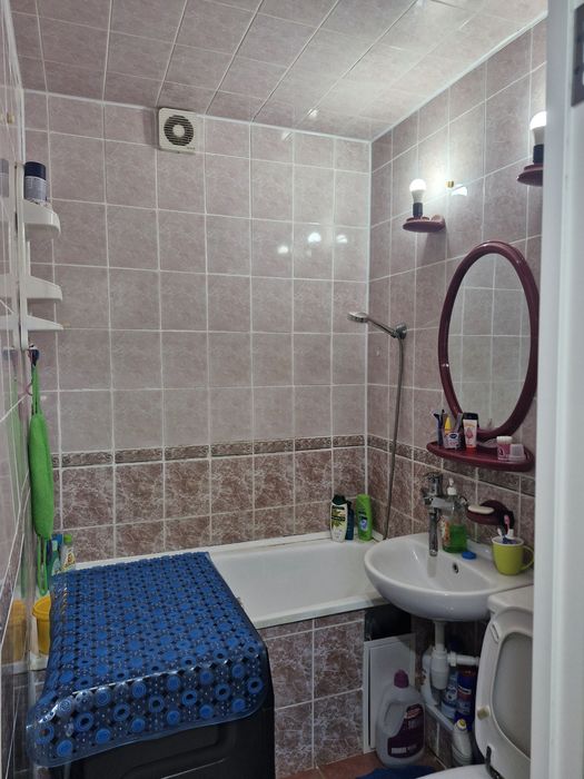 Продам 2кв квартиру.