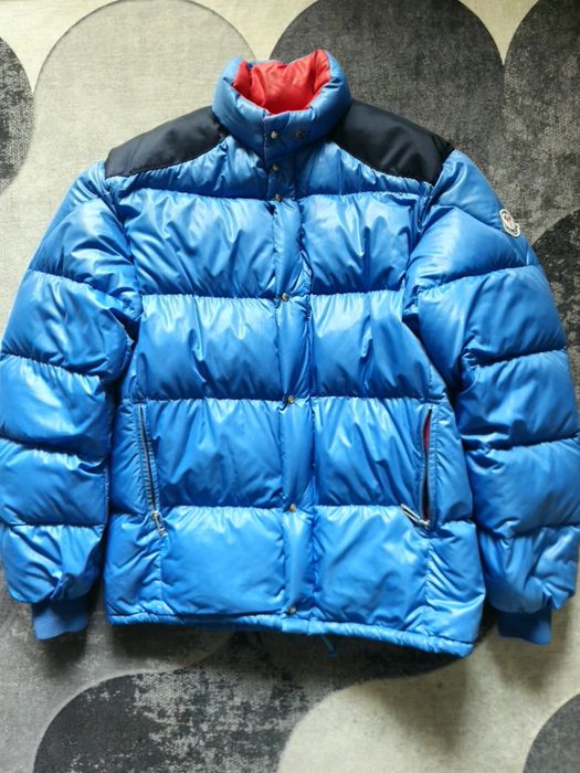 Vintage двуцветно пухено яке Moncler с платки на раменете
