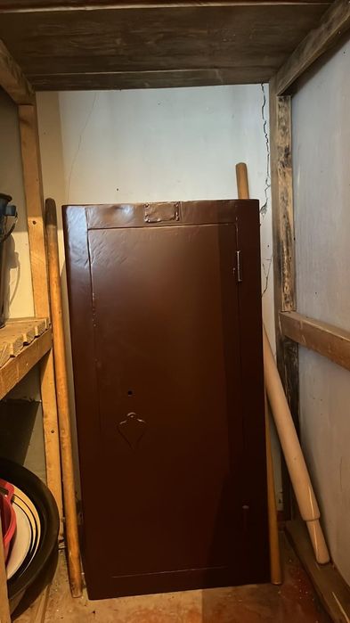 Оружейный сейф сатылады