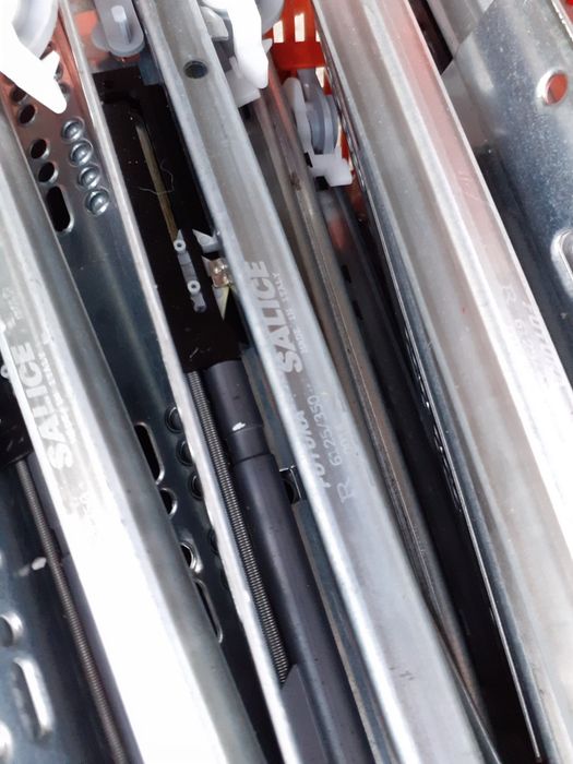 Ghid de extracție parțială Futura Smove Ghid lung zincat 450Mm SALICE