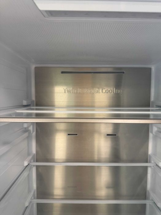 Samsung RL38A7B63B1/EC BESPOKE Премиум черен стоманен