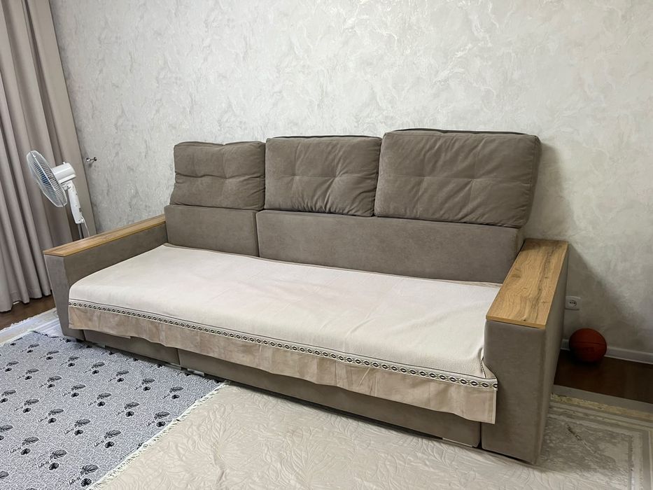 Диван продам срочно