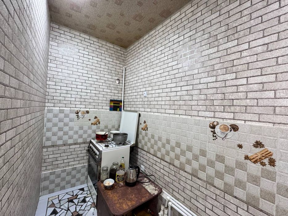 Продается УЗБУМ Баку яшнобад 1 соток 3-х комнатная