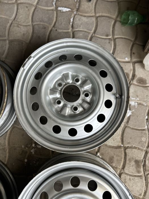 Диски железные R15 разболтовка 5/114/3