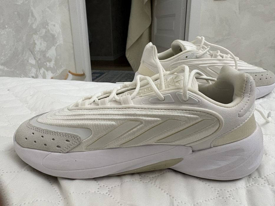 Крассовки Adidas Ozelia