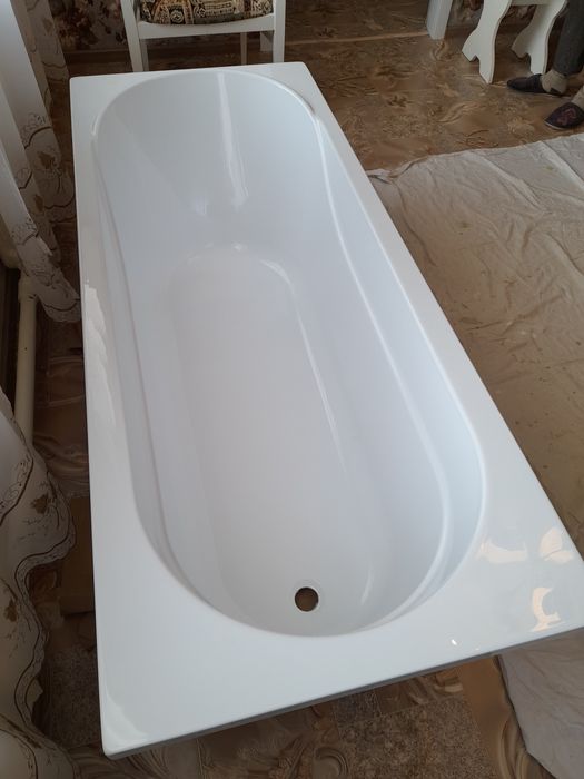 Продаю вану акриловую