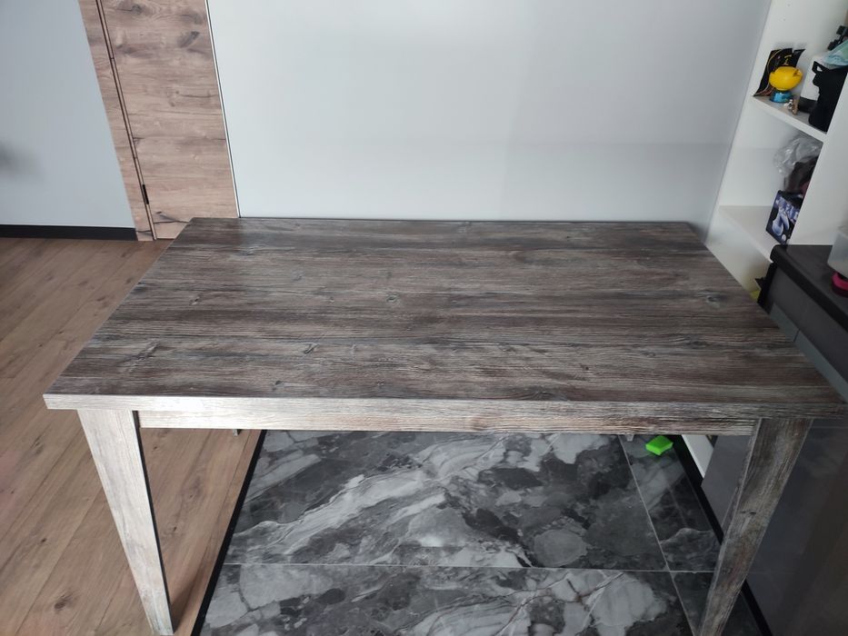 Стол кухонный обеденный