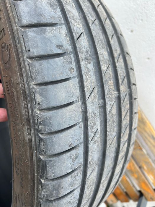 Гуми KUMHO 225/40/19 летни 4бр.