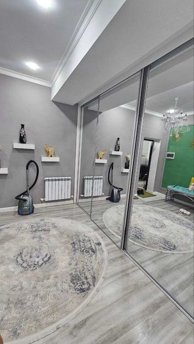 Крытыйдан 3 хонали элитный 110 M2 квартира сотилади