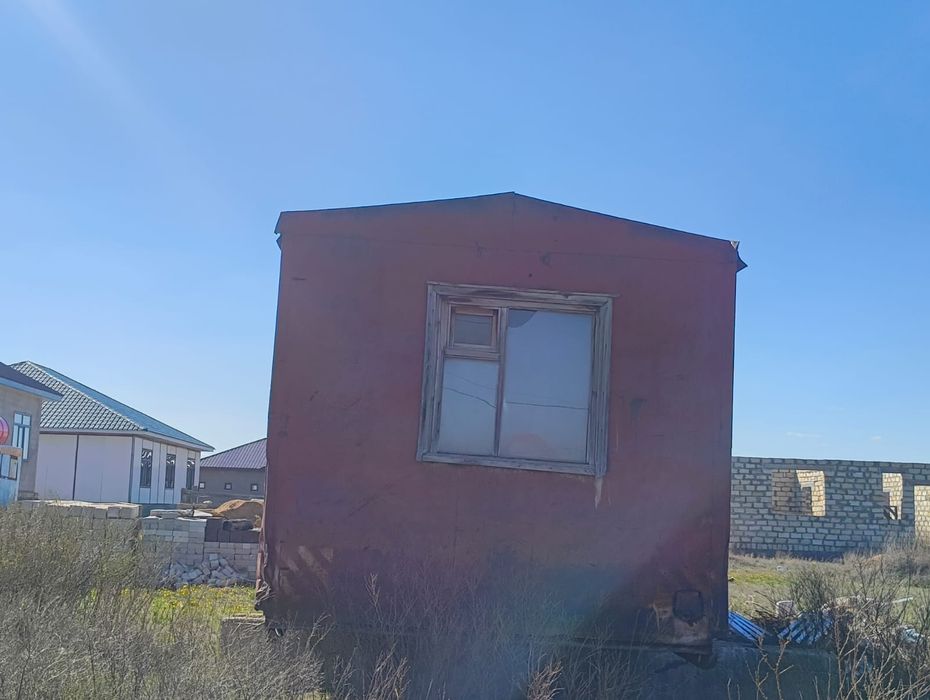 Продам жилой вагон 3м*9м