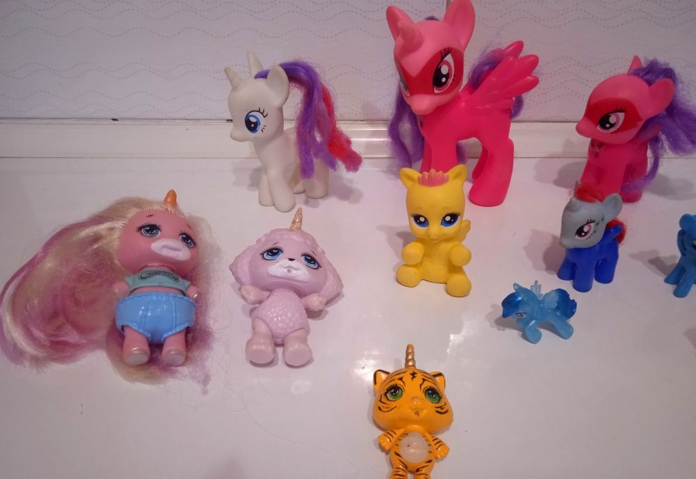 Поняшки и единорожки