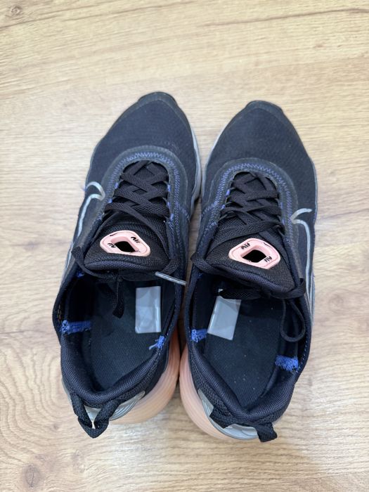 Nike маратонки