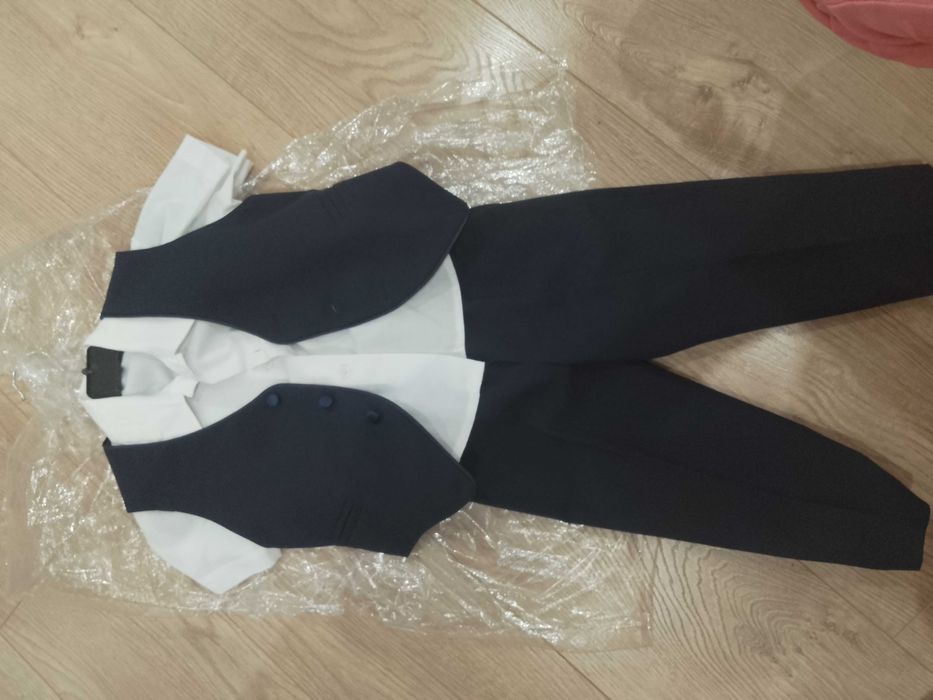 Официален тоалет за момче