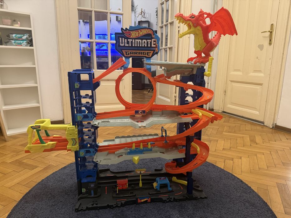 Hot Wheels Ultimate Garage - garaj masinute masini copii