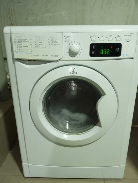 Стиральная машина Indesit
