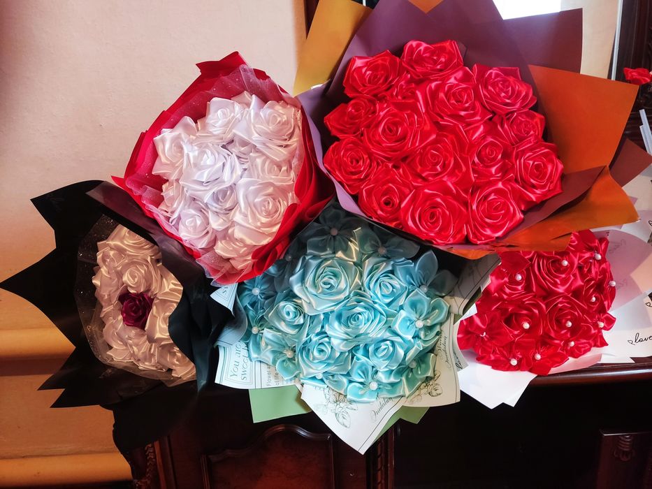 Букеты из ленты ручной работы!