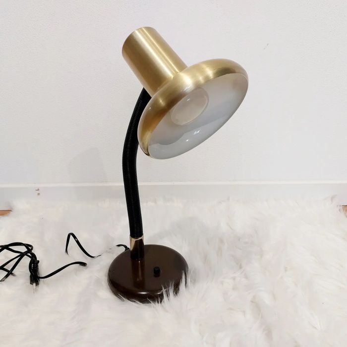 Lampa de alama / veioza vintage aurie de birou